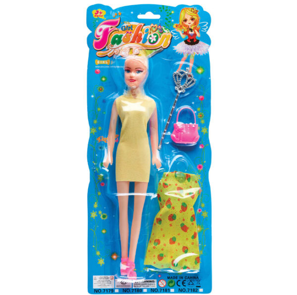 Poupée avec accessoires