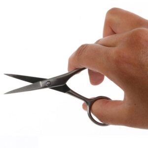 Ciseaux à moustache