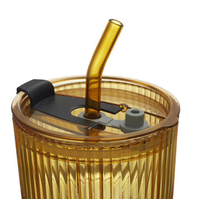 Mug en verre avec paille