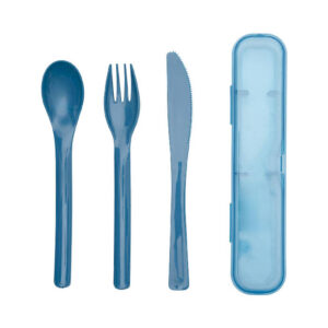 couverts en plastique bleu
